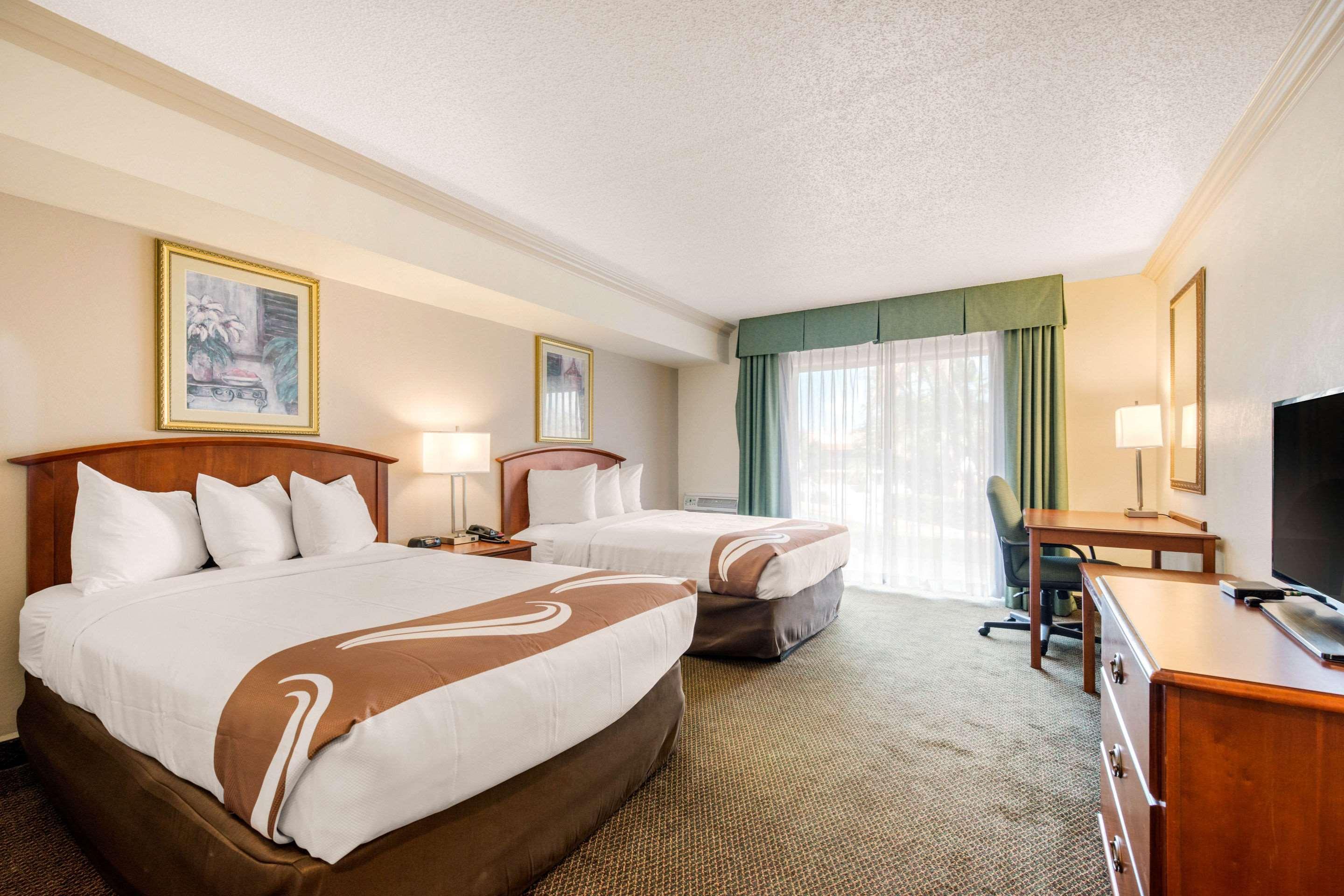 Quality Inn & Suites Tarpon Springs South Eksteriør billede