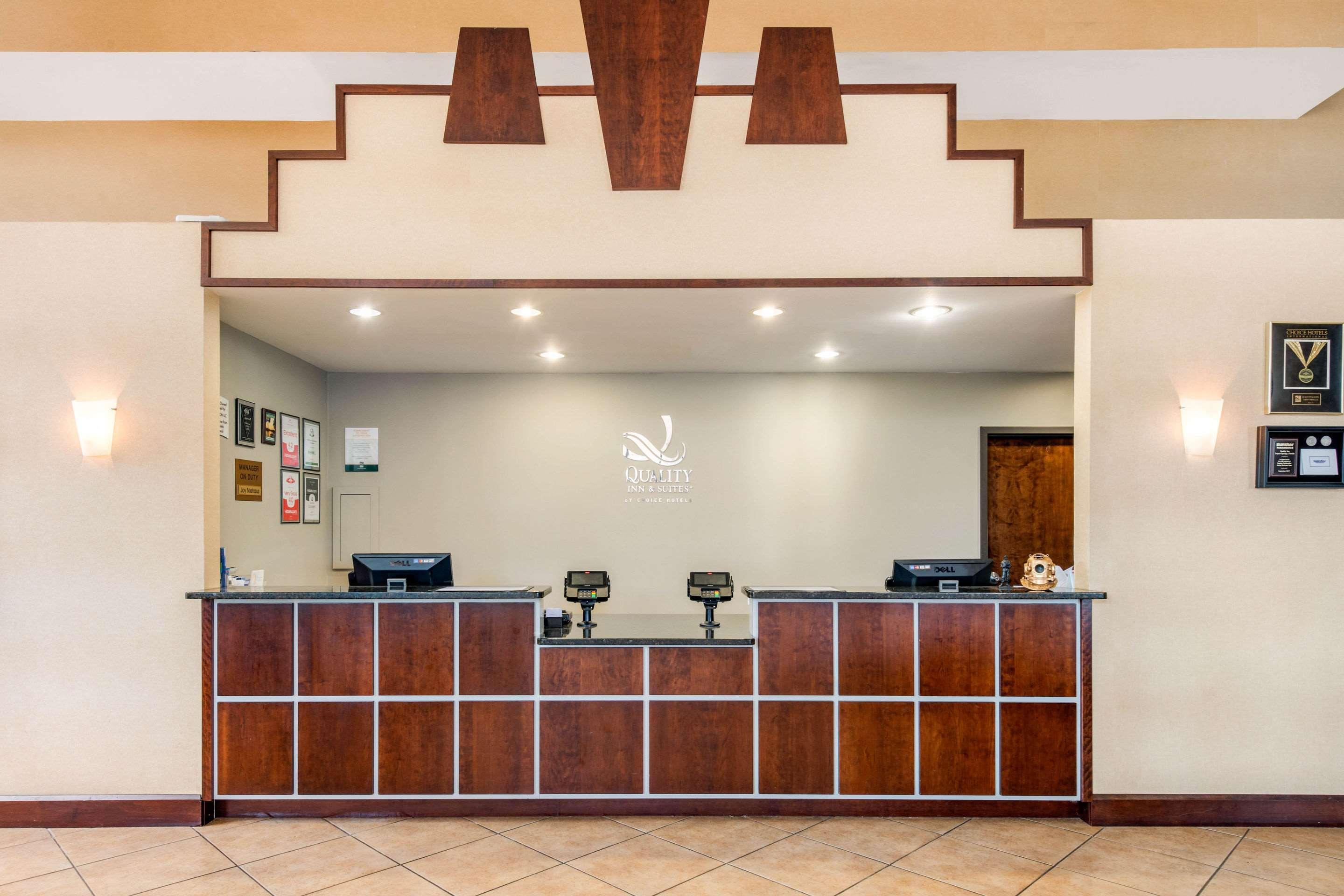 Quality Inn & Suites Tarpon Springs South Eksteriør billede