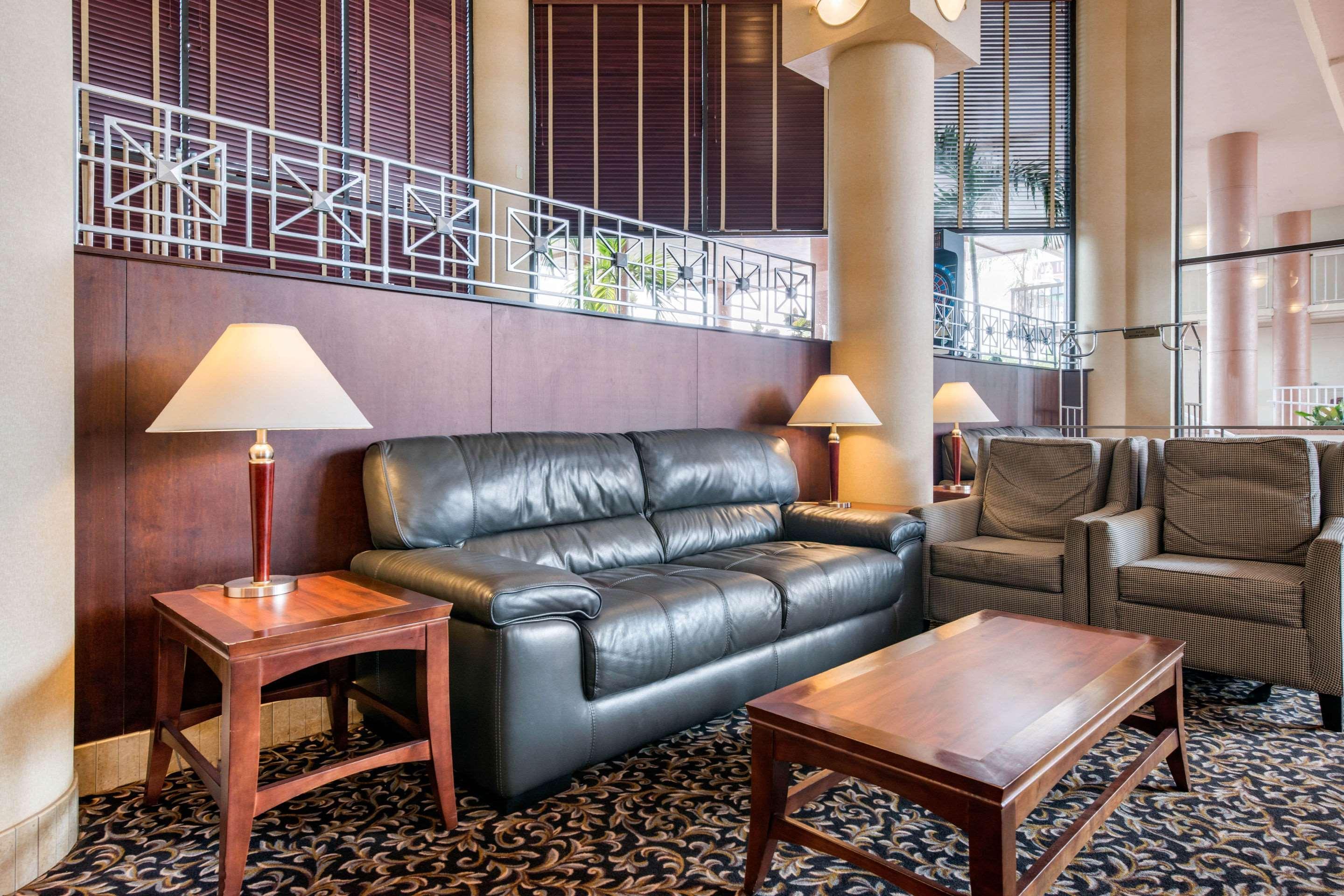 Quality Inn & Suites Tarpon Springs South Eksteriør billede